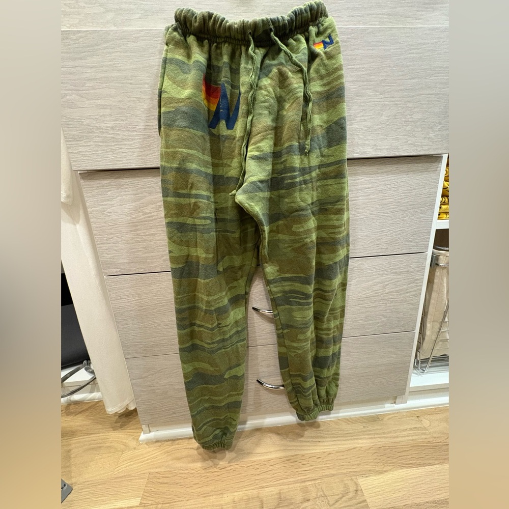 Aviator nation mens army print, size Small sweatpants. Gently worn